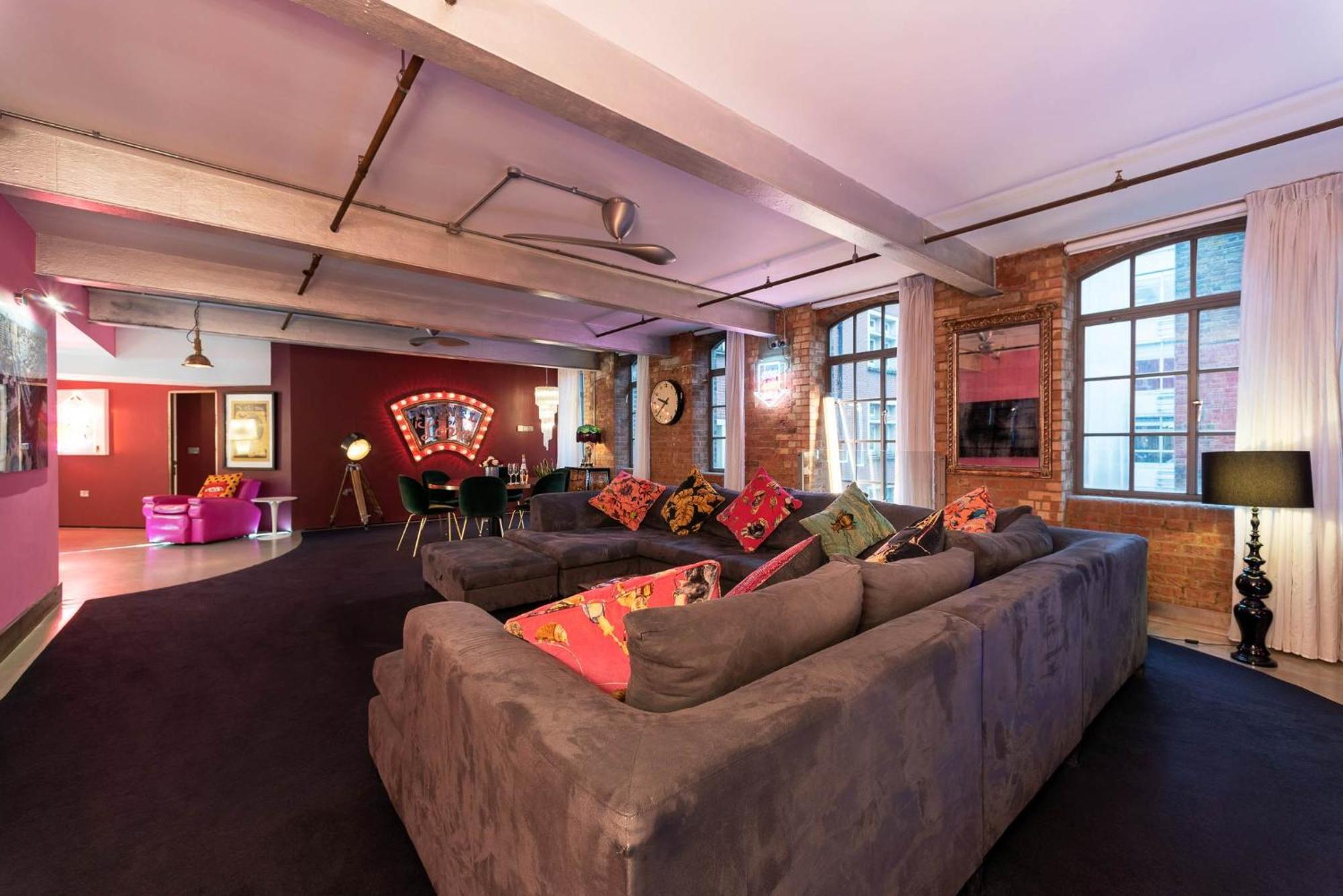 Amazingly Luxurious Loft Apartment, Soho - 3 Bedrooms, 2 Bath & Office London Eksteriør bilde