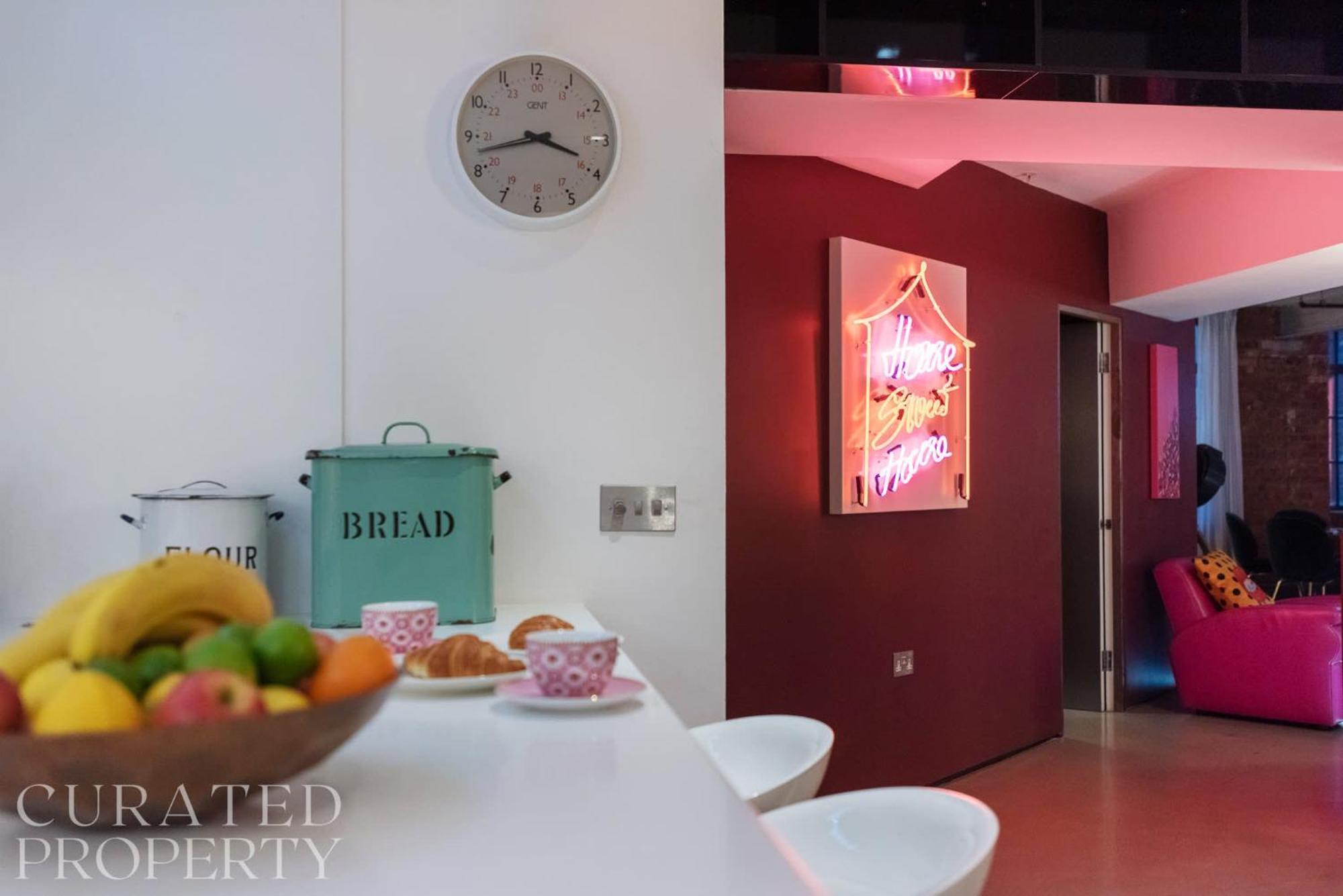 Amazingly Luxurious Loft Apartment, Soho - 3 Bedrooms, 2 Bath & Office London Eksteriør bilde