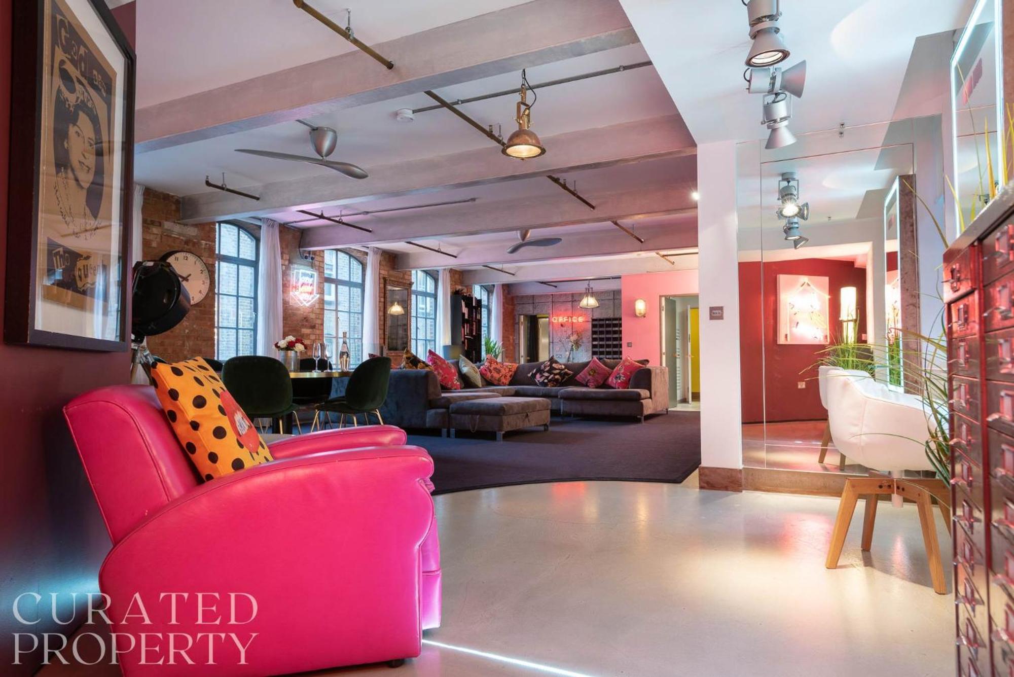 Amazingly Luxurious Loft Apartment, Soho - 3 Bedrooms, 2 Bath & Office London Eksteriør bilde